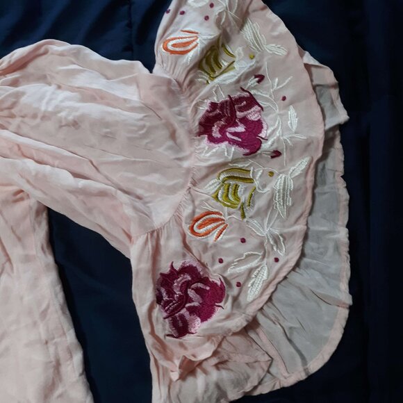 Hot & Delicious loose fit women's bell sleeve blouse top - Picture 3 of 11